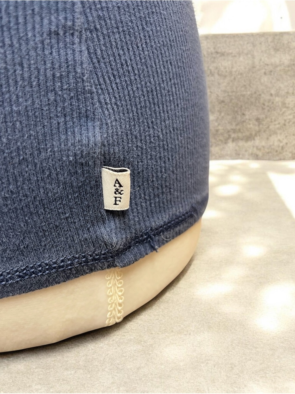 Abercrombie and Fitch Vintage Top - Picture 5 of 7
